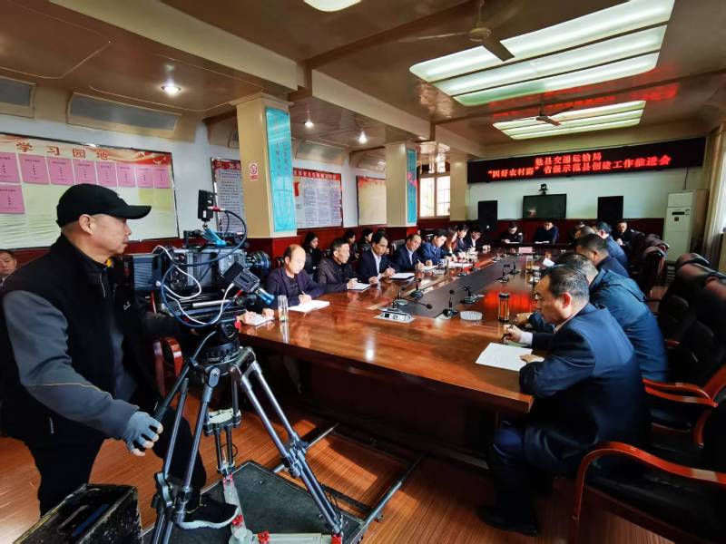 射洪县宣传片拍摄公司：虚实结合特效，将产品功能可视化为视觉奇观
